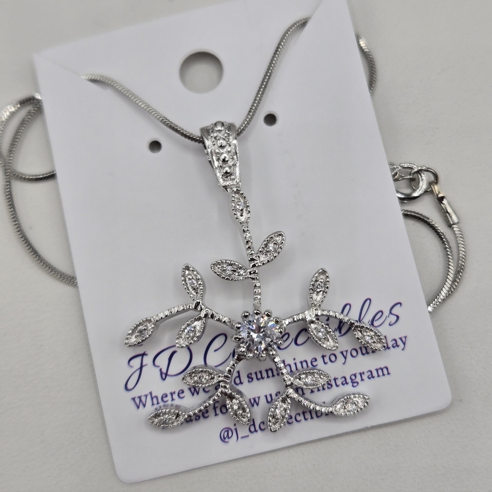 Swarovski Crystal Elements Silver Statement Necklace Leaf Design 18 - 20 inch